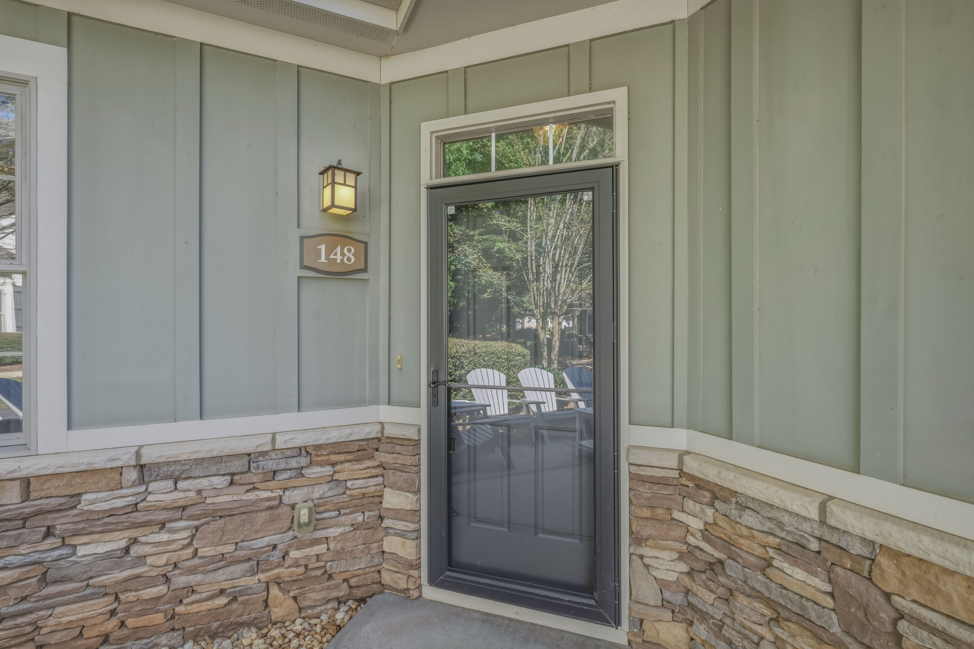148 Edgewood Court image 4